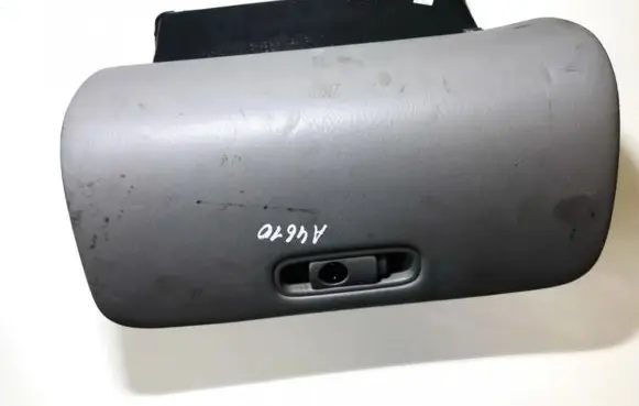 Honda Accord Glove box n020c00110nh n020c-00110-nh
