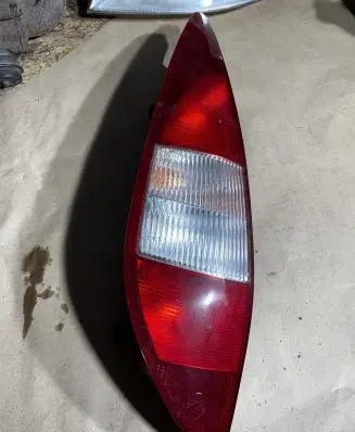 Ford Mondeo MK I Rear/tail lights 1S7113405C VGTE0N