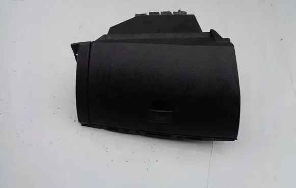 Renault Clio III Glove box set TEB66