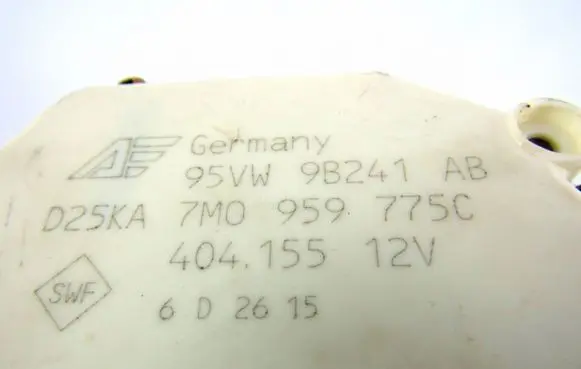 Seat Alhambra (Mk1) Central locking motor 95VW