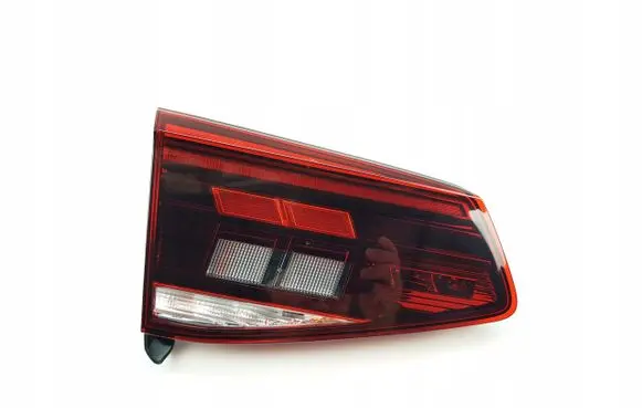 Volkswagen PASSAT B8 Tailgate rear/tail lights 3G9945093H