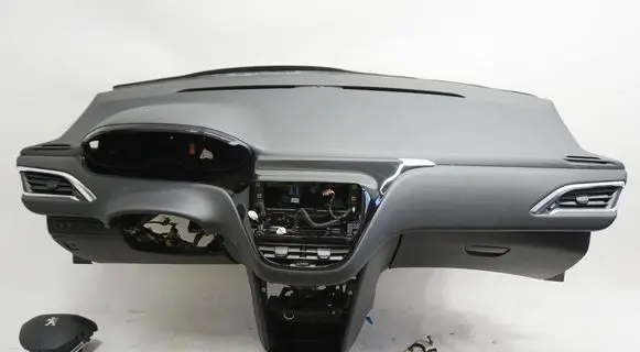 Peugeot 208 Dashboard