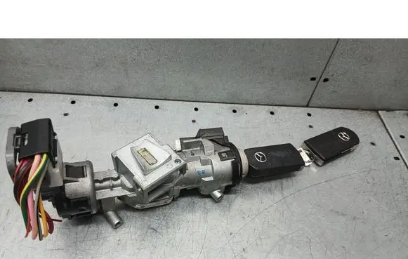 Mazda 3 I Ignition lock 3M51-3F880-AC