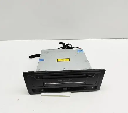 Audi RS5 GPS navigation control unit/module 8T2035670H 8T2035670E