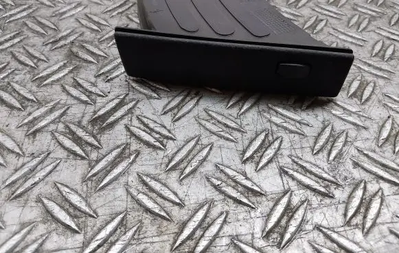 BMW 5 E60 E61 Cup holder 