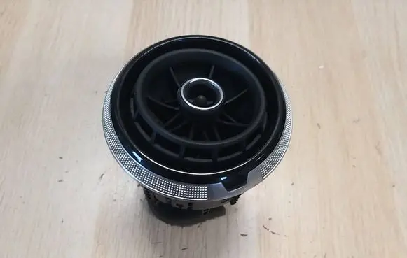 Audi A3 S3 8V Dash center air vent grill 8V0820901A