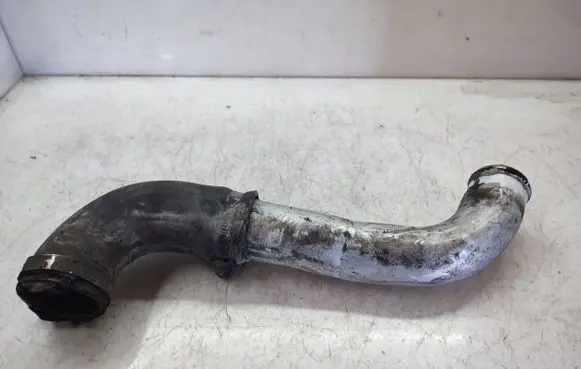 KIA Sorento Air intake hose/pipe