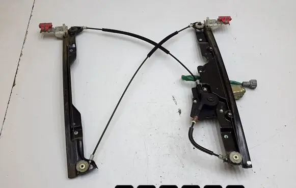 Nissan Quest Rear door window regulator with motor