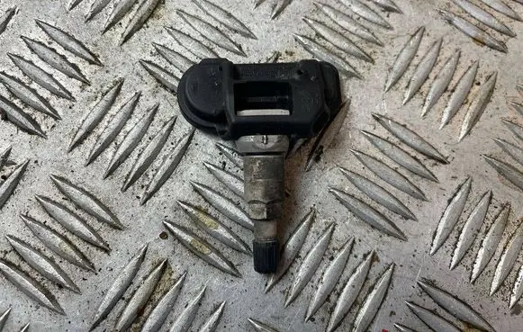 Mercedes-Benz GL X166 Tire pressure sensor 2546AGG4