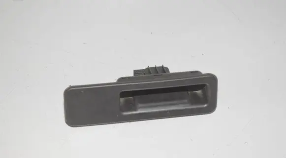 BMW 1 F40 Loading door exterior handle 7381867 51247381867 7381868