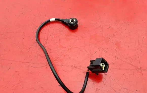 Ford Focus Detonation knock sensor 98MF12A699BA