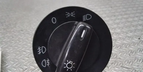 Volkswagen Caddy Light switch 1K0941431BD