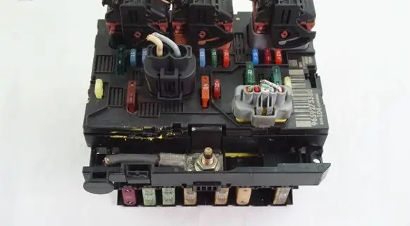 Peugeot 307 Fuse box set 9659275580