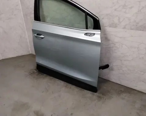 Skoda Enyaq iV Front door 5LA831312