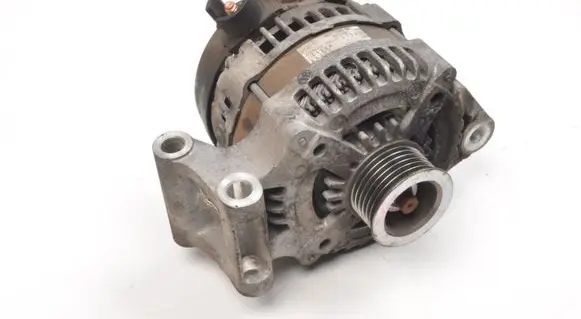 Volvo C30 Generator/alternator 3M5T10300KC