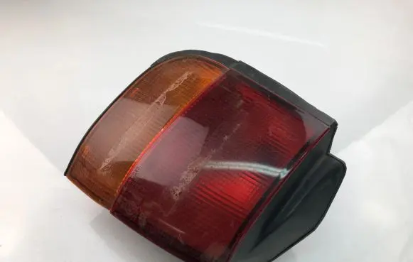 Mitsubishi Space Runner Tailgate rear/tail lights 34885041