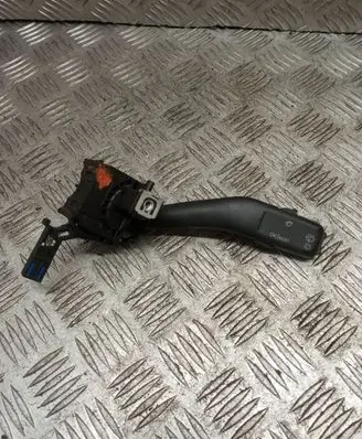 Skoda Octavia Mk2 (1Z) Wiper control stalk 1K0953519A