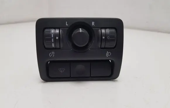 Subaru Outback Wing mirror control module 159911