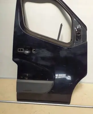 Renault Master III Front door