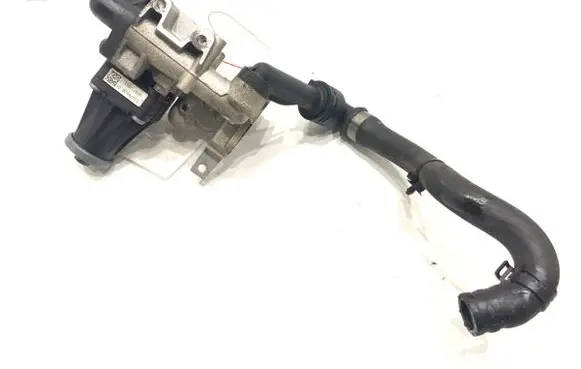 Jaguar F-Pace EGR valve G4D39D475AC
