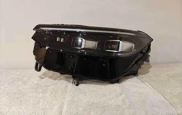 Volkswagen Tayron II Headlight/headlamp 57L941035 3138231