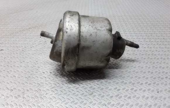 Opel Vectra B Gearbox mount