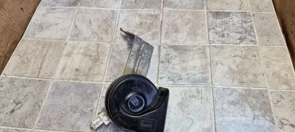 Citroen C3 Horn signal 0055306