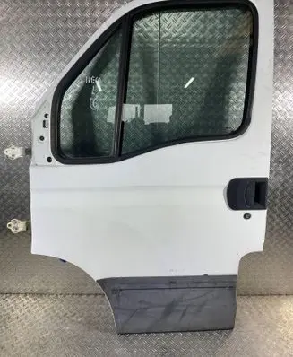 Iveco Daily 3rd gen Front door