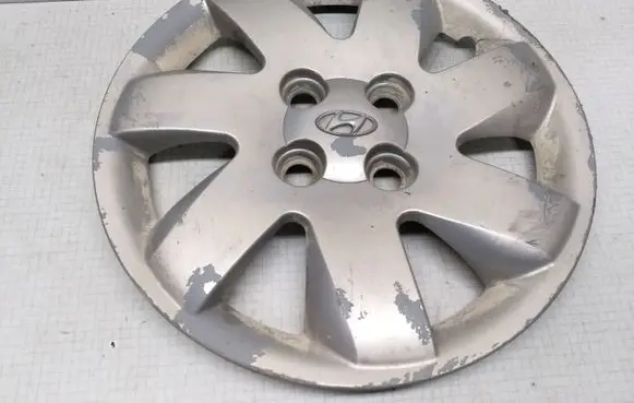 Hyundai Getz R14 wheel hub/cap/trim 529601C400