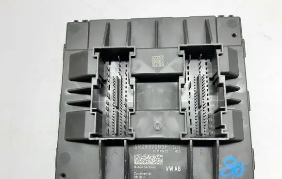 Volkswagen Polo V 6R Comfort/convenience module 6R0937085F