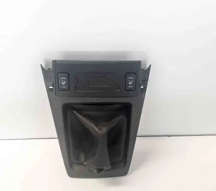 Subaru Forester SJ Gear shifter surround trim plastic 92122SG010 92121SG510
