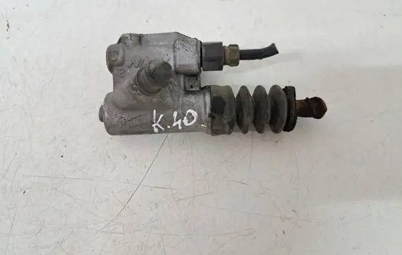 Honda Civic Clutch slave cylinder