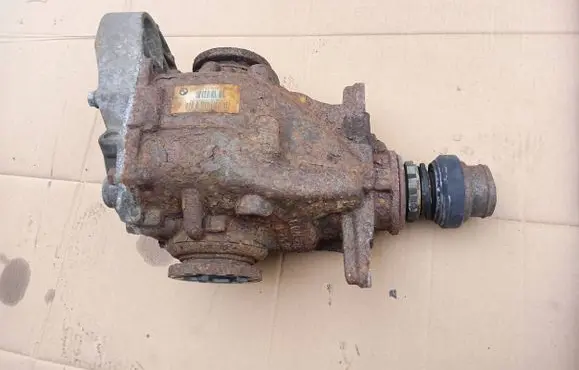 BMW X1 E84 Rear differential 7592987