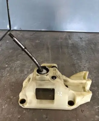 KIA Rio Gear shifter/selector 437001WXXX
