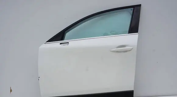 Mazda CX-30 Front door