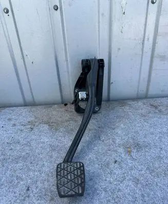 Mercedes-Benz B W246 W242 Brake pedal A2462900019