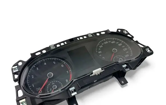 Volkswagen Golf VII Speedometer (instrument cluster) 5G1920740A