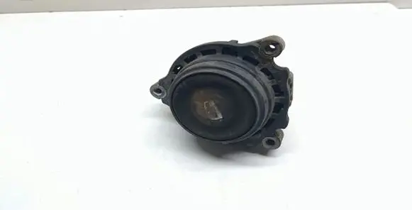 BMW 1 F20 F21 Engine mount bracket 6787658