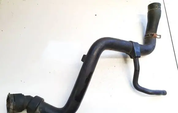 Audi A4 S4 B5 8D Engine coolant pipe/hose 8d0121101j