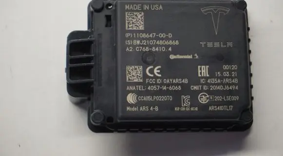 Tesla Model S Distronic sensor radar 