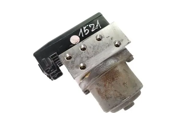 Toyota Land Cruiser (HDJ90) ABS Pump 4451060030