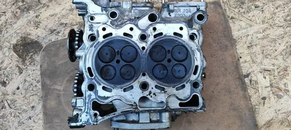 Subaru Forester SH Engine head D20