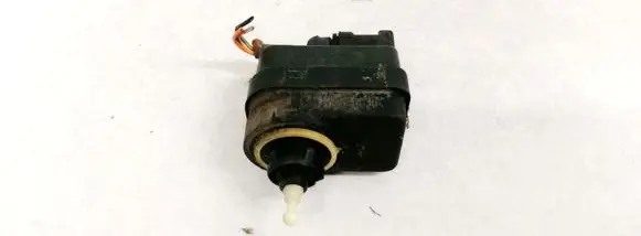 Headlight level adjustment motor