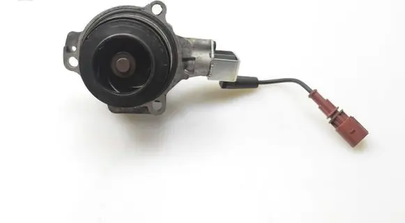 Volkswagen Golf VII Water pump 