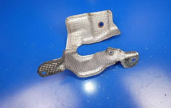 Volvo S60 Heat shield in engine bay 31411251