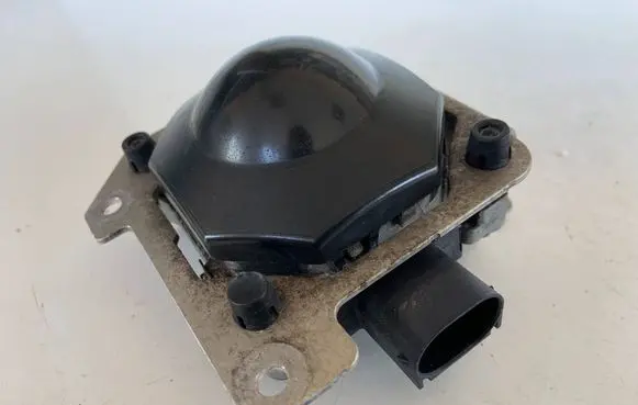 Audi A4 S4 B9 Distronic sensor radar 8W0907541C 8W0907541 8W0907573