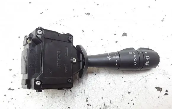 Renault Captur Wiper switch 25567588r
