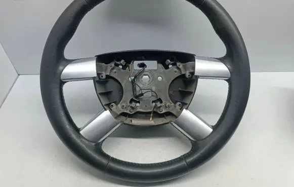 Ford Focus C-MAX Steering wheel 3M513600B 681974200A 6019743D