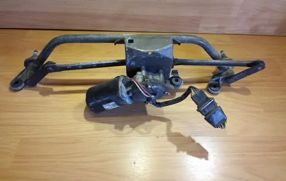 Peugeot 806 Front wiper linkage and motor