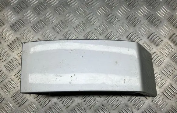 Volvo XC90 Rear/tail light trim molding 8620820 1125